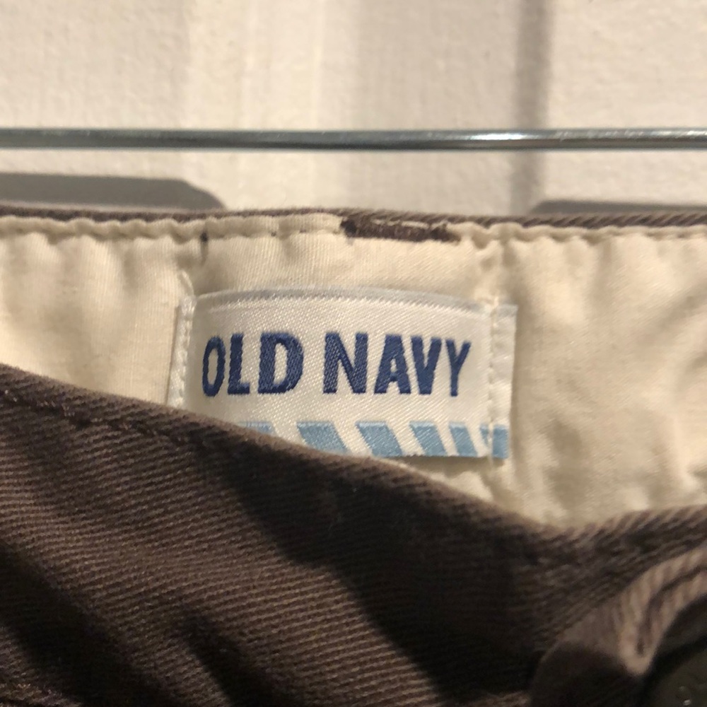 Shorts - Picture 2 of 3